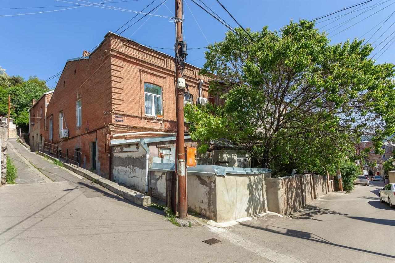 Hostel Indie Mindie Tbilisi Buitenkant foto
