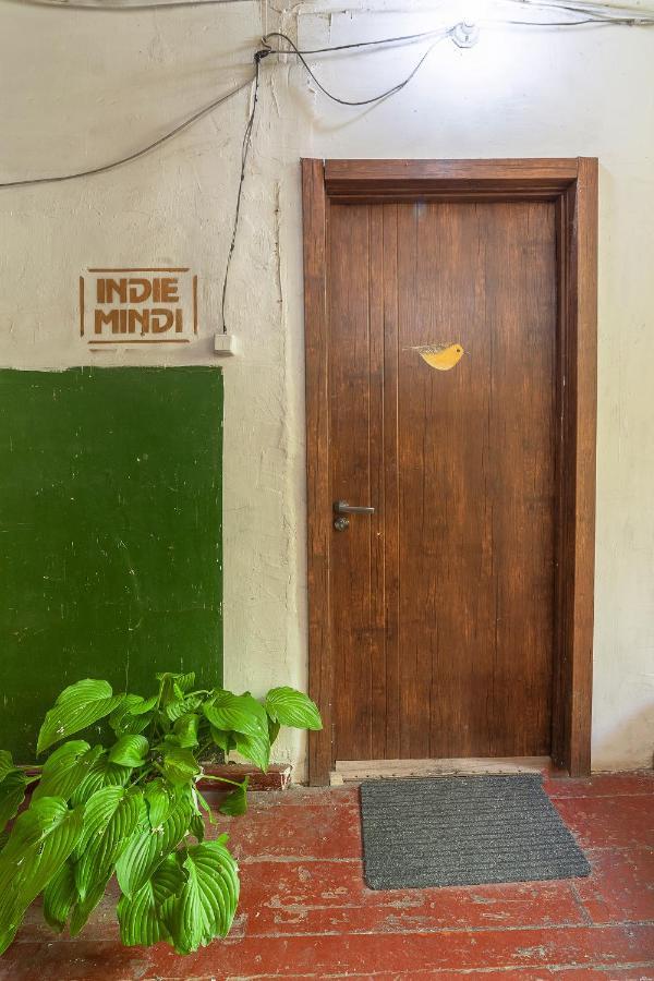 Hostel Indie Mindie Tbilisi Buitenkant foto